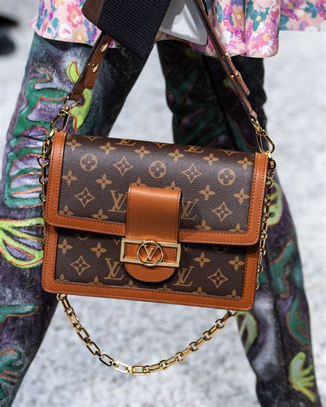 louis vuitton 2019 shopping bag